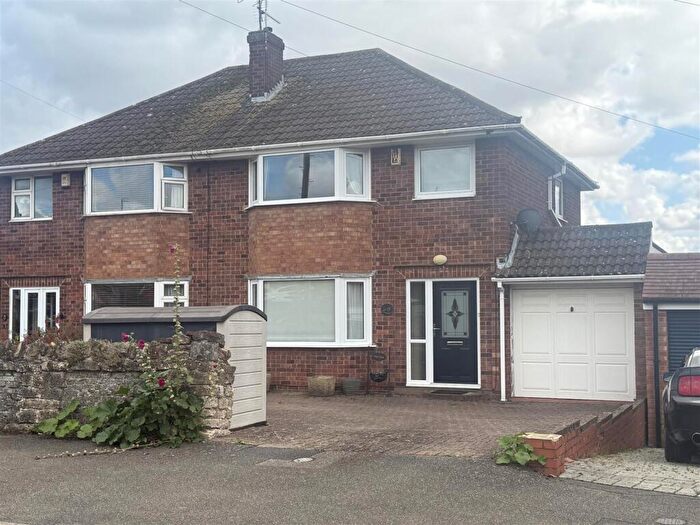3 Bedroom Semi-Detached House To Rent In Cottesmore Avenue, Barton Seagrave, Kettering, NN15