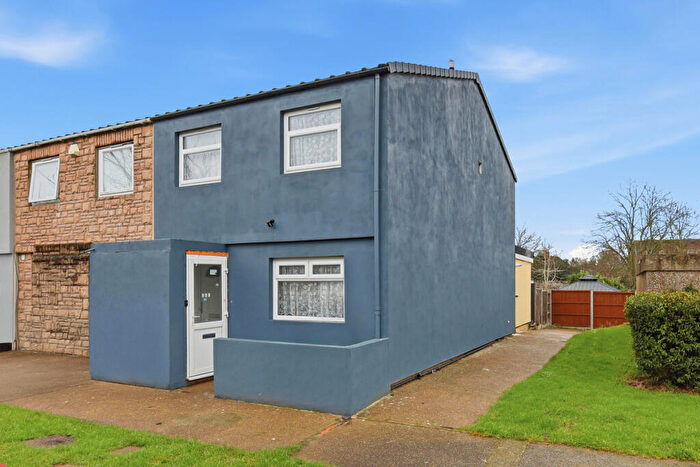 4 Bedroom End Of Terrace House For Sale In Copperfield, Chigwell, IG7