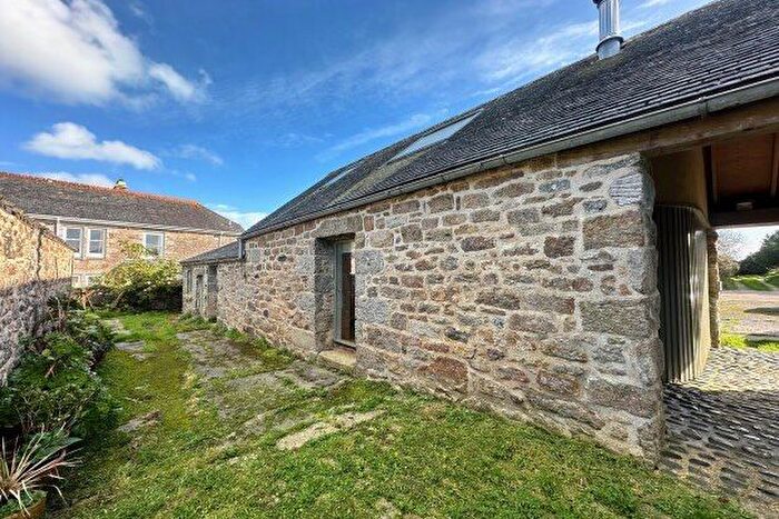 2 Bedroom Barn Conversion To Rent In Newlyn, Penzance, TR18