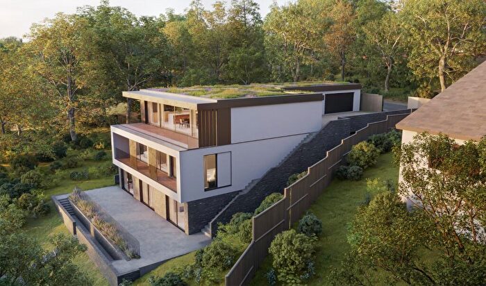 5 Bedroom Detached House For Sale In Cliff Road, Hythe, Kent, CT21