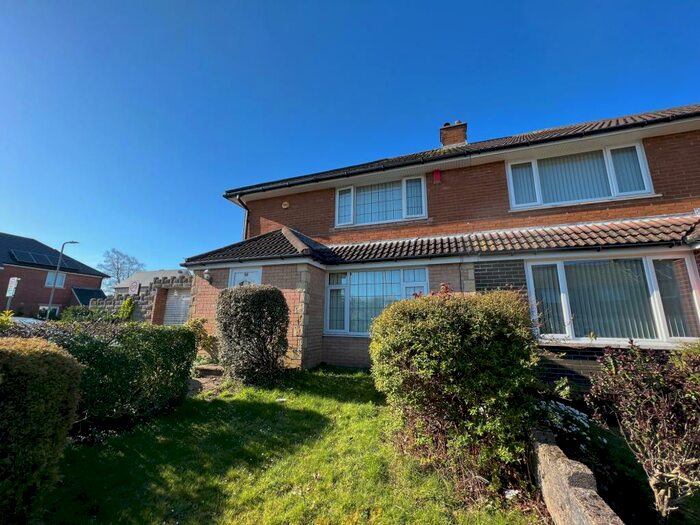 3 Bedroom House To Rent In Beechley Drive, Cardiff, CF5