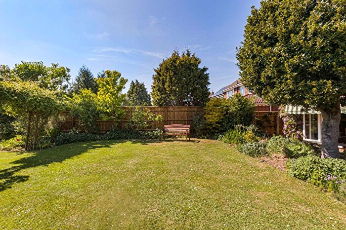5 Bedroom Detached House For Sale In Campden Road, Benhall, Cheltenham, GL51