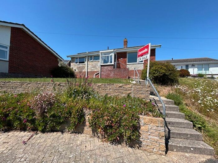 2 Bedroom Detached Bungalow For Sale In Oakbury Drive, Weymouth, DT3
