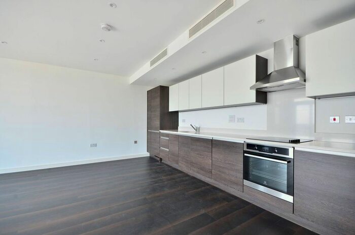 2 Bedroom Flat To Rent In Great West Quarter, Brentford, TW8