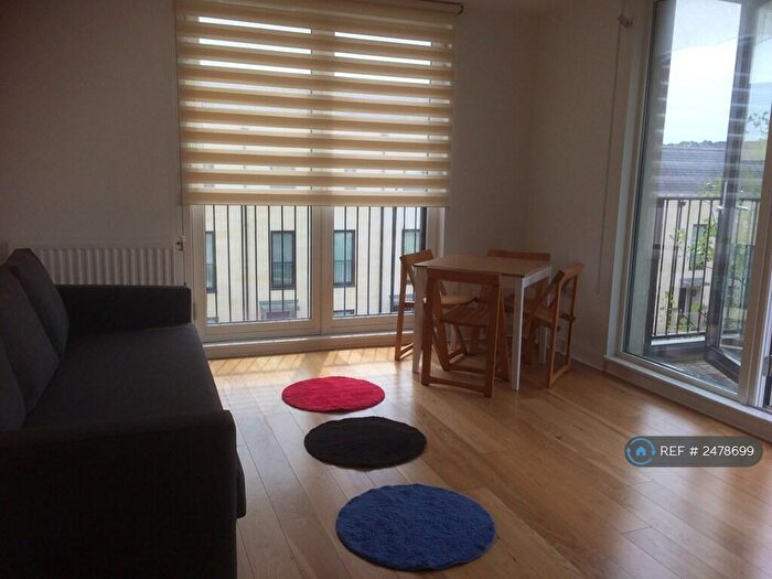 1 Bedroom Flat To Rent In Imperial, Bath, BS2
