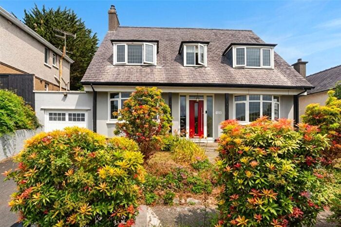 4 Bedroom Detached House For Sale In Penchwintan Road, Bangor, Gwynedd, LL57
