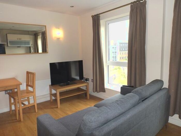 Apartment To Rent In Atlantic One, St.Georges Walk, S3