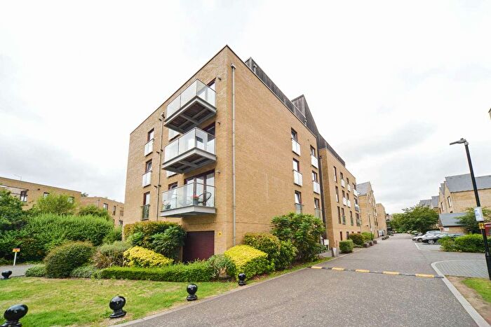 1 Bedroom Flat To Rent In Kings Mill Way, Uxbridge, Middlesex, UB9