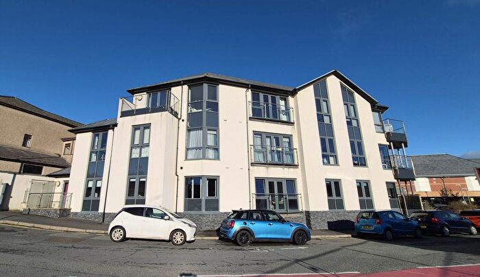2 Bedroom Flat For Sale In Riverside Terrace, Aberystwyth, SY23