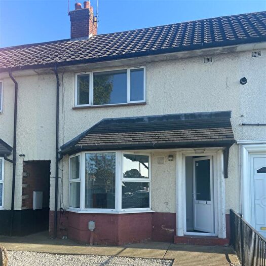 2 Bedroom House To Rent In Hopewell Road, Bilton Grange, Hull, HU9
