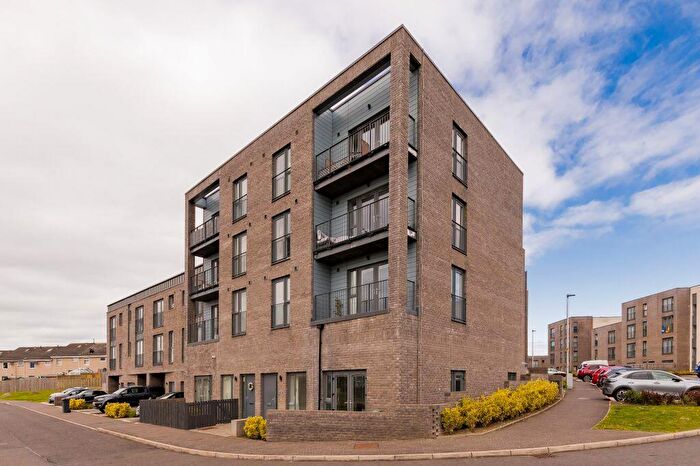 2 Bedroom Flat For Sale In Gaskell Street, Edinburgh, EH14