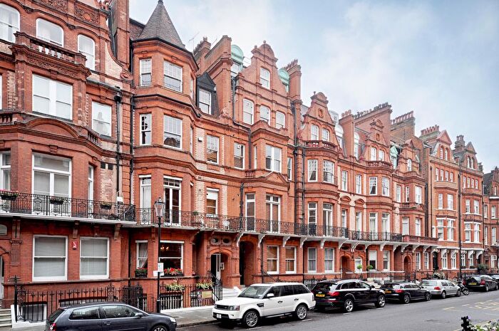 Studio To Rent In Draycott Place, London, SW3