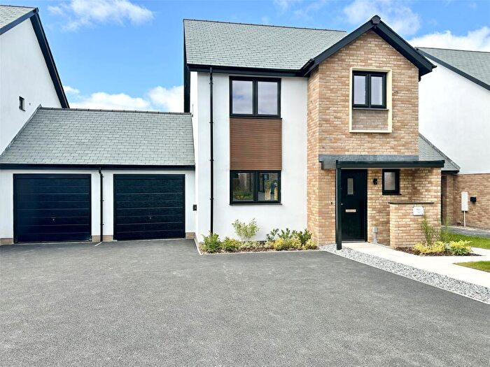 3 Bedroom Detached House For Sale In Heanton Lea Gardens, Braunton, Devon, EX31