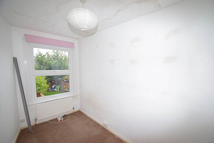 2 Bedroom Terraced House To Rent In Watford, Watford, WD24