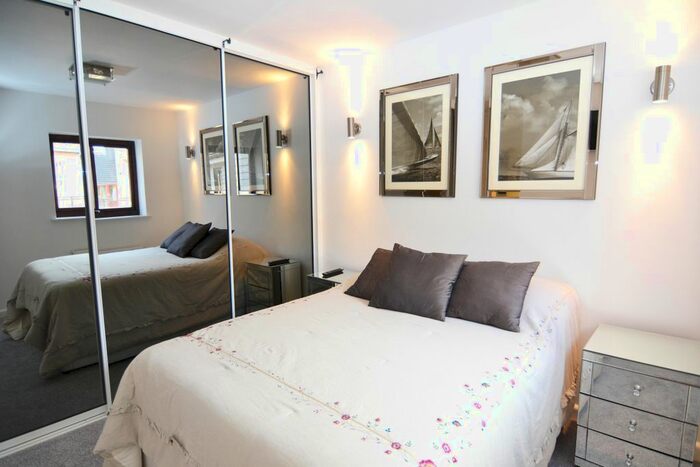 Property To Rent In Queens Reach, Ram Passage, Kingston Upon Thames, Surrey, Uk, KT1