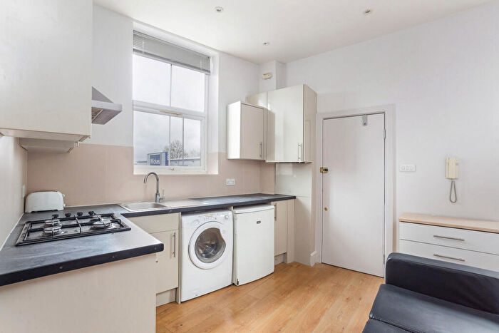 Studio To Rent In Anerley Station Road, London, SE20