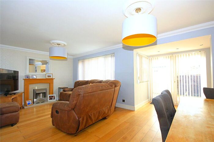 3 Bedroom Terraced House For Sale In Sunnyside Walk, Havant, Hampshire, PO9