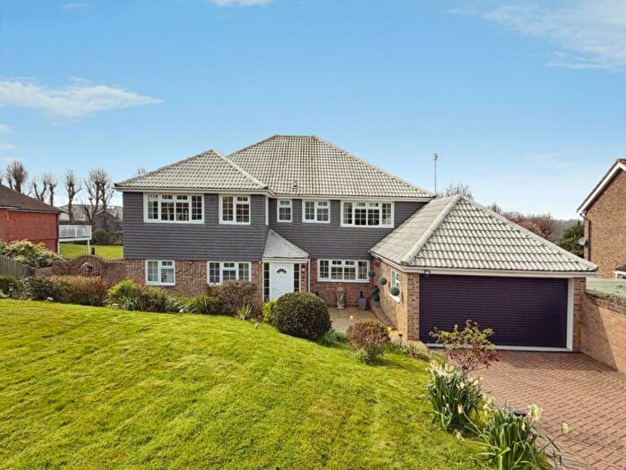 6 Bedroom Detached House For Sale In Cliff Road, Hythe, CT21