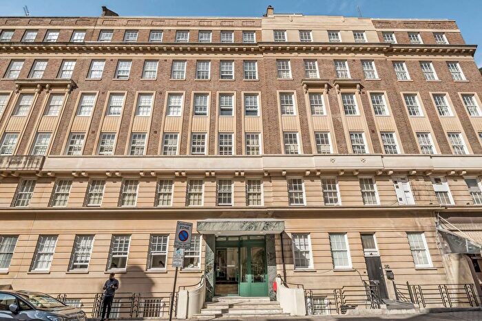 2 Bedroom Flat For Sale In Seymour Street, Hyde Park Estate, London, W2