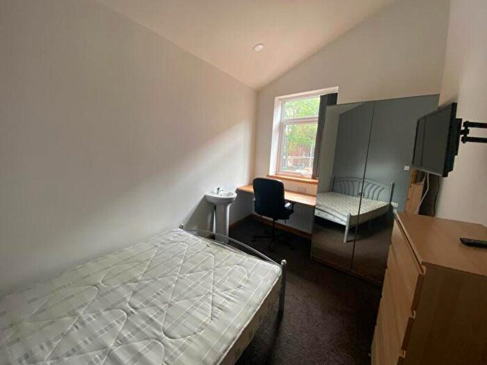 8 Bedroom House To Rent In Sherwin Grove, Nottingham, NG7