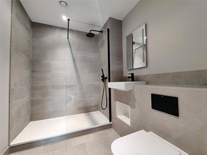 2 Bedroom Apartment To Rent In Northwood Street, Birmingham, B3