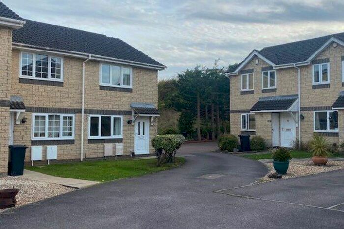 2 Bedroom Property To Rent In Palmers Leaze, Bristol, BS32