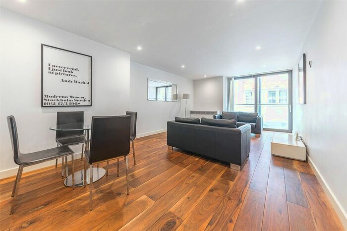 1 Bedroom Flat To Rent In Newman Street, London, W1T