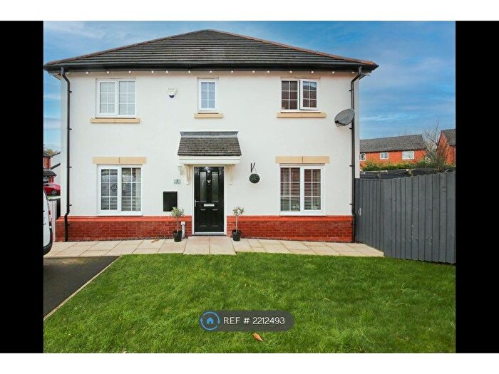 3 Bedroom End Of Terrace House To Rent In Fleming Court, Wigan, WN6