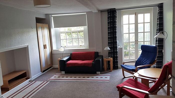 1 Bedroom Flat To Rent In High Street, Twerton, Bath, BA2