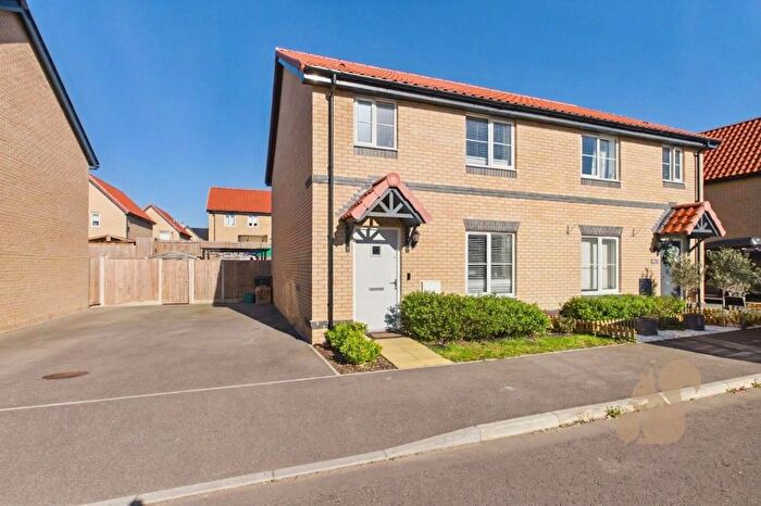 3 Bedroom Semi Detached House For Sale In Pretty Way, Sudbury, CO10