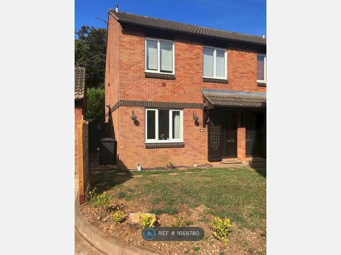 1 Bedroom Maisonette To Rent In Ruskin Close, Basingstoke, RG21