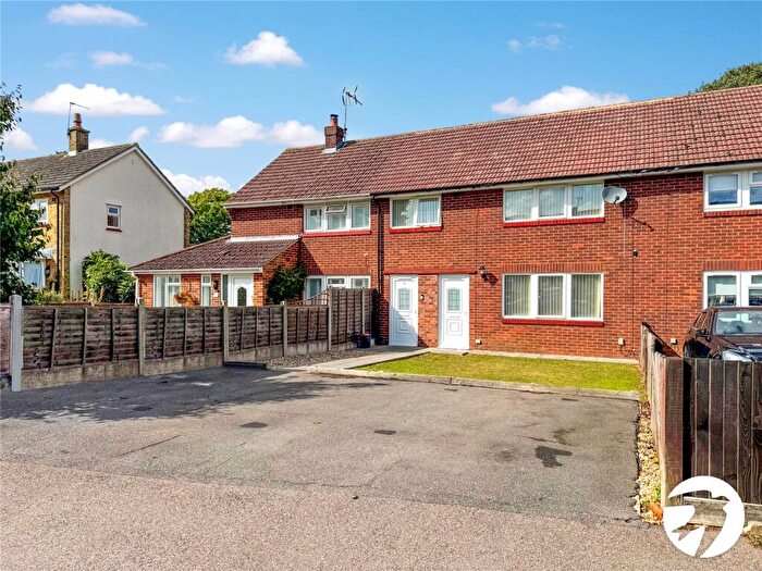 3 Bedroom Terraced House For Sale In Cheshire Road, Maidstone, Kent, ME15