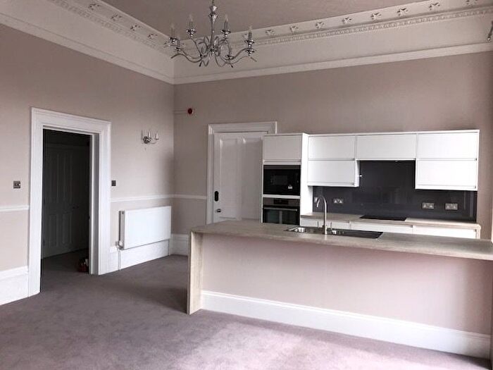 2 Bedroom Flat To Rent In Flat, Lansdown Place, Cheltenham, GL50