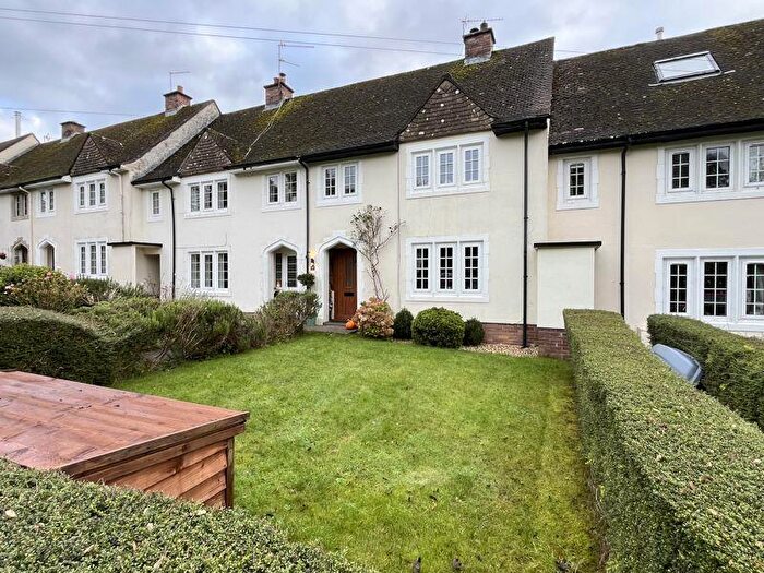 4 Bedroom Terraced House To Rent In Button Ride, St Nicholas, Cardiff, CF5