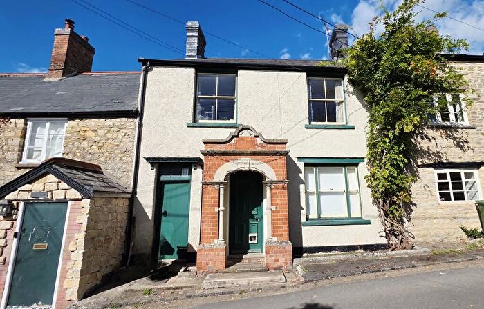 2 Bedroom Cottage For Sale In Chapel Lane, Whitfield, NN13