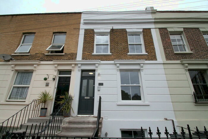 1 Bedroom Apartment To Rent In Clemence Street, London, E14