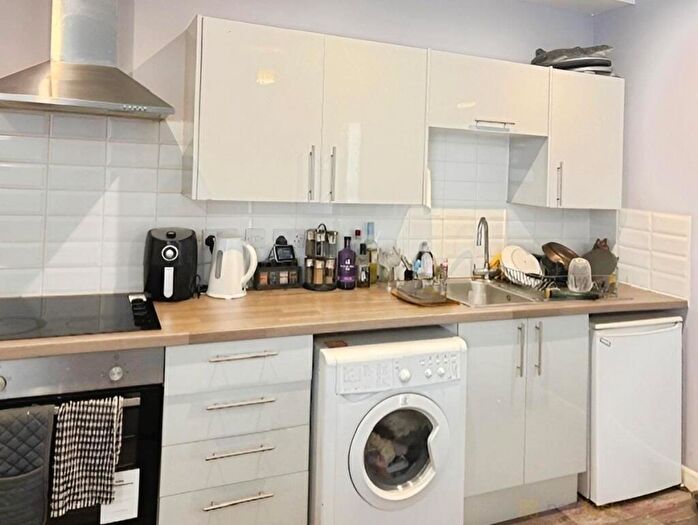 1 Bedroom Flat To Rent In Europa House, Lower Dock Street, NP20