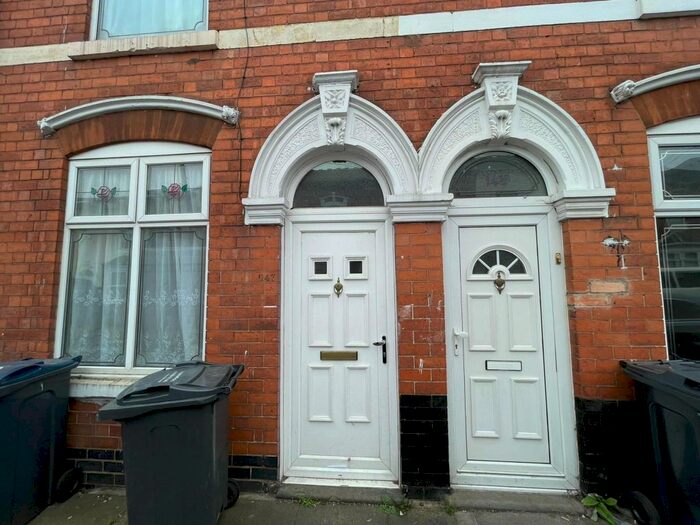 2 Bedroom Terraced House To Rent In Ombersley Road, Sparkbrook, Birmingham, B12
