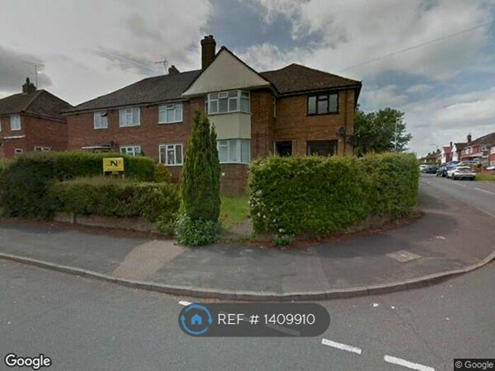 2 Bedroom Flat To Rent In Bookerhill Road, High Wycombe, HP12