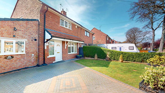 2 Bedroom Semi-Detached House For Sale In Willow Avenue, Cantley, DN4
