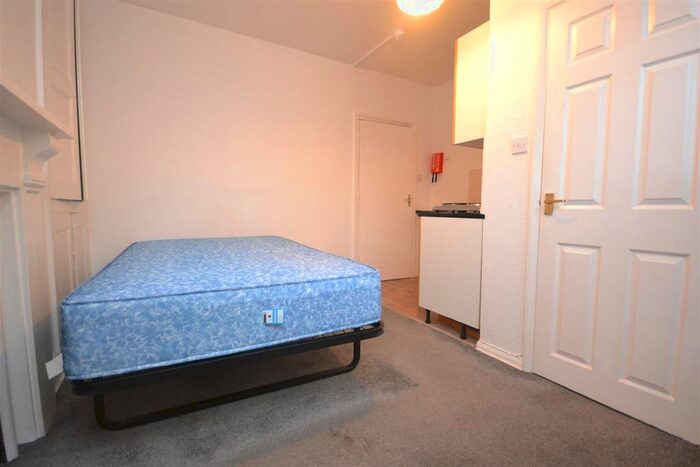 Studio To Rent In Watlington Street, Reading, RG1