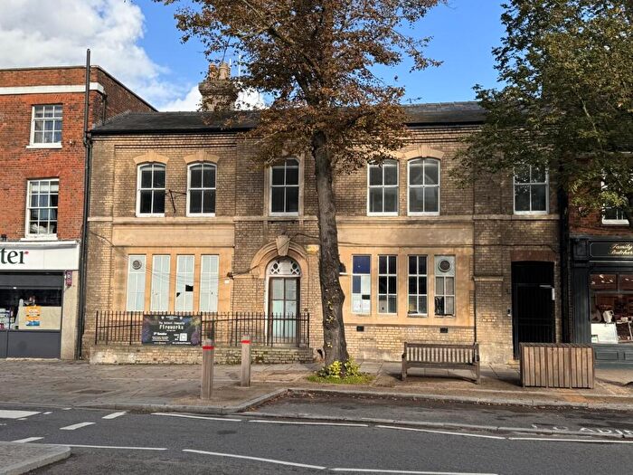 2 Bedroom Apartment To Rent In High Street, Baldock, SG7