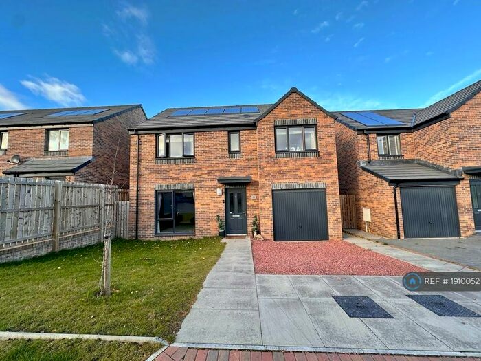 5 Bedroom Detached House To Rent In Goldeneye Drive, Edinburgh, EH17