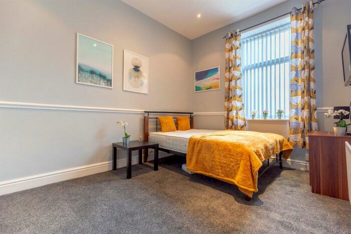 Studio To Rent In - Westgate Road, Newcastle Upon Tyne, NE4