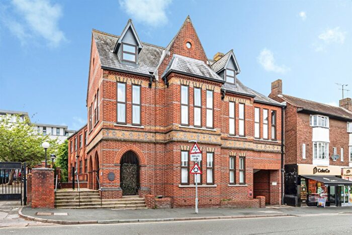 2 Bedroom Flat For Sale In New Street, Basingstoke, RG21