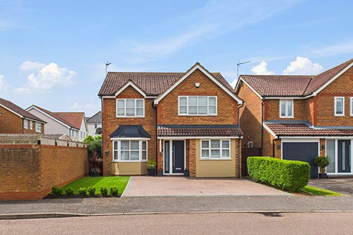 5 Bedroom Detached House For Sale In Monarch Gardens, Eastbourne, BN23