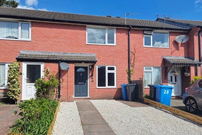 2 Bedroom Property To Rent In Hooke Close, Poole, BH17