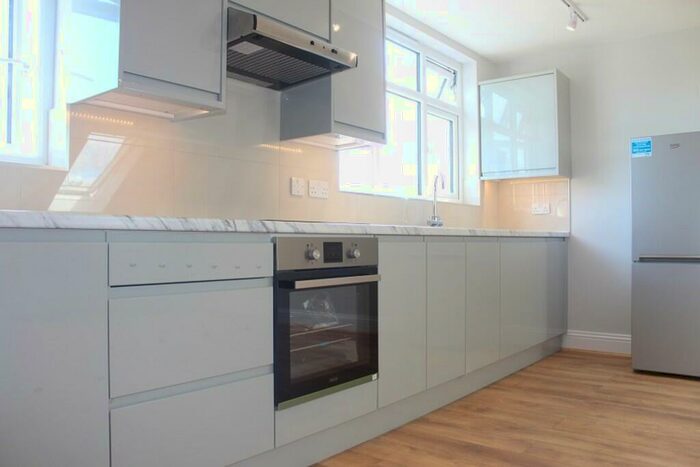 2 Bedroom Apartment To Rent In College Hill Road, Harrow, HA3