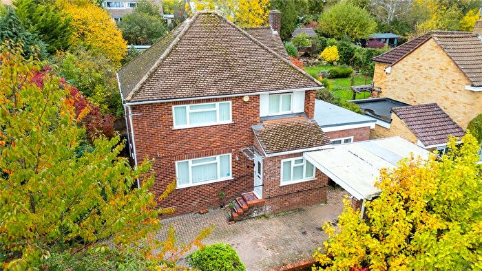 4 Bedroom Detached House For Sale In Cockney Hill, Tilehurst, Reading, Berkshire, RG30