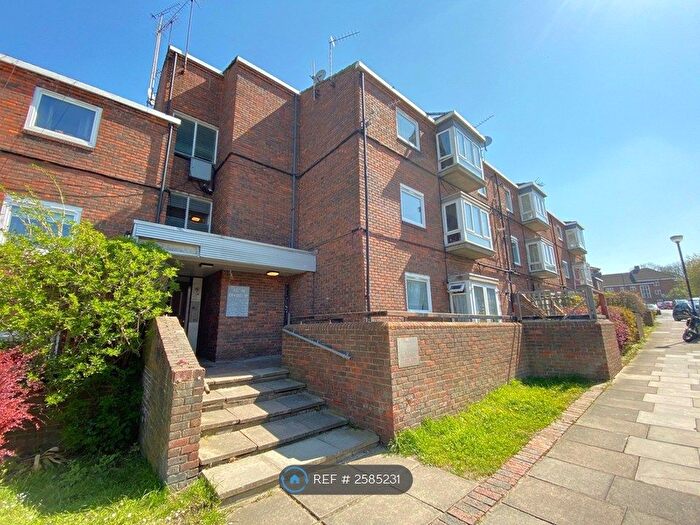 1 Bedroom Flat To Rent In Charlton, London, SE7